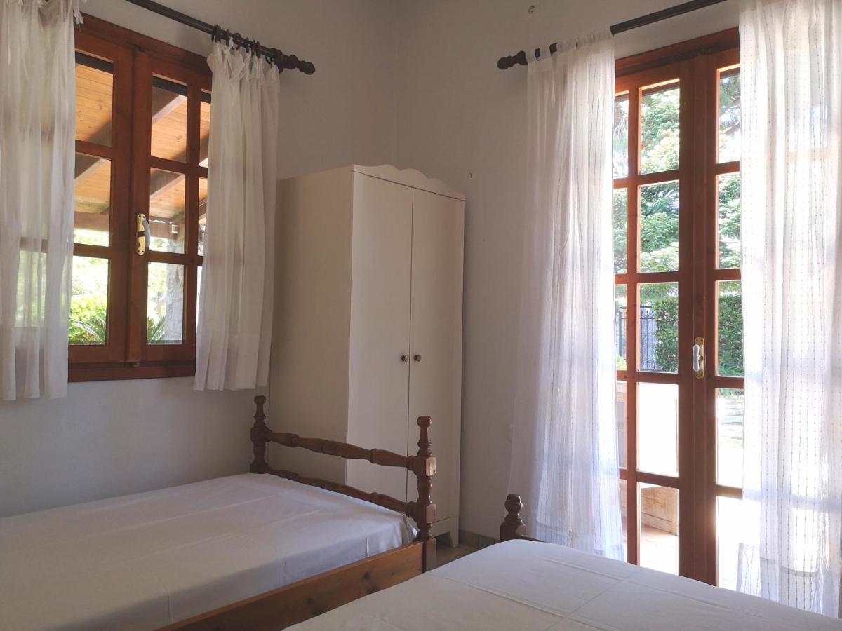 Villa Lena Entire Cottage Kalamaki  Екстериор снимка
